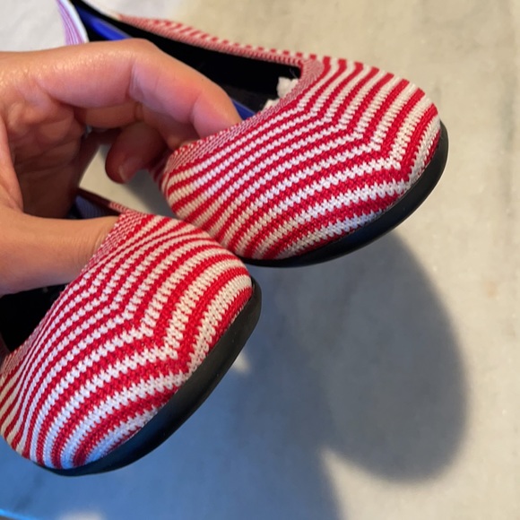 Rothy’s size 8.5 red stripe flats - Picture 4 of 5